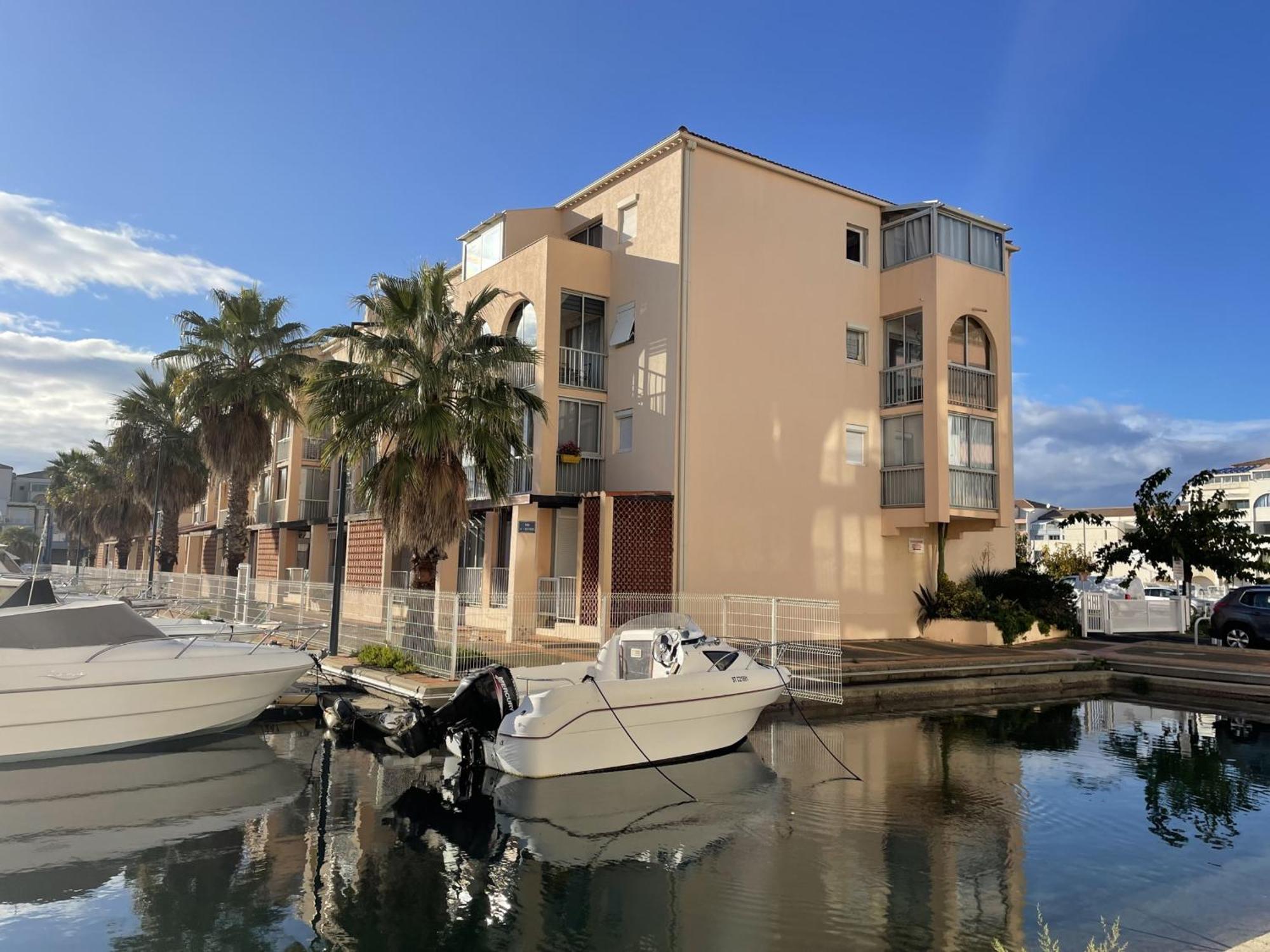 Charmant 2 Pieces Avec Mezzanine, Parking, A 300M De La Plage Et Commerces - Fr-1-338-502 Sète Exterior foto